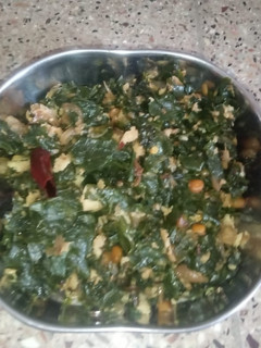 முருங்கைக் கீரை பொரியல் செய்முறை முக்கிய புகைப்படம்