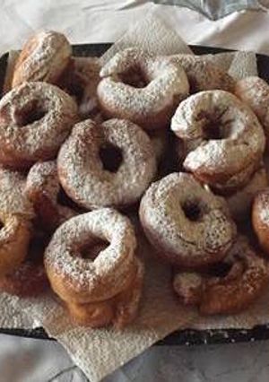 Una foto de Rosquitas de Naranja 🍊(fritas)