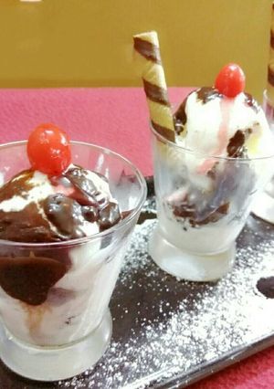 A picture of Brownie with ice cream.