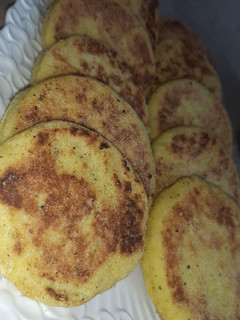 صورة لوصفة حريشات صغار بالزعتر بمذاق لا يقاوم 😋😋