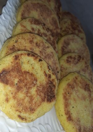 صورة لوصفة حريشات صغار بالزعتر بمذاق لا يقاوم 😋😋
