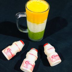 A picture of Yakult Tri-Colour Smoothie.