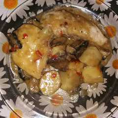 A picture of Strogonoff de Pollo.