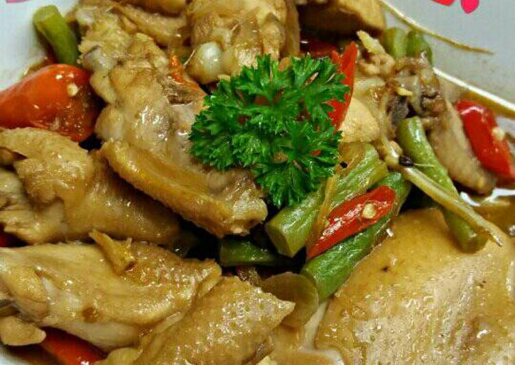 Resep Garang Asem atau Asem Asem Ayam  Buncis oleh Novalia 