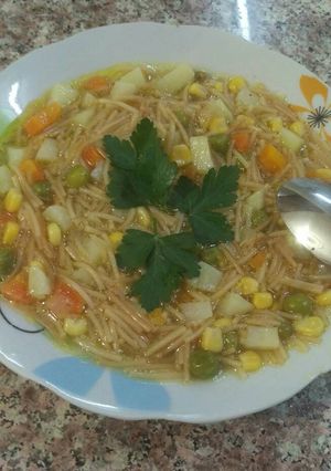 صورة لوصفة شوربة خضار بالشعيرية