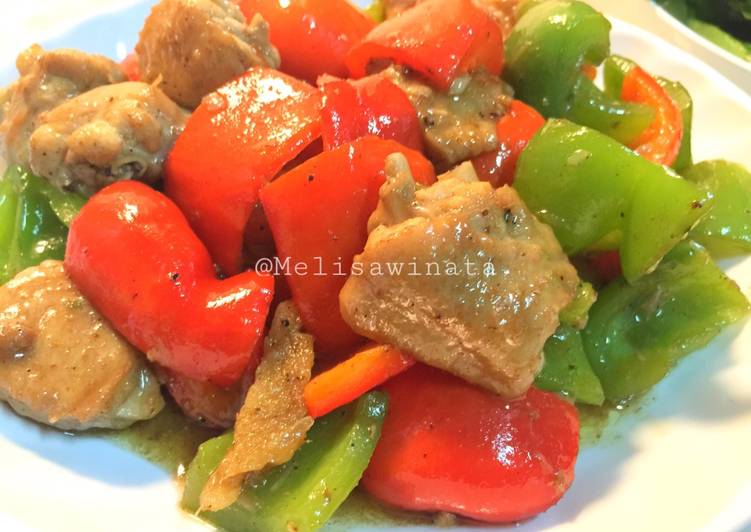 Resep Paprika bumbu black paper oleh Melisa Winatamarjito 