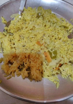 A picture of Namkeen veg pulav.