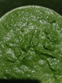 કોથમીર ફુદીના ની ચટણી (Kothmir Pudina Chutney Recipe In Gujarati) રેસીપી મુખ્ય ફોટો