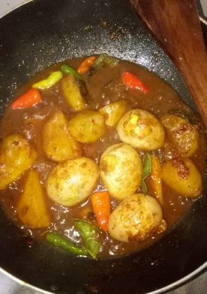 Foto resep Semur telor kentang ranjau