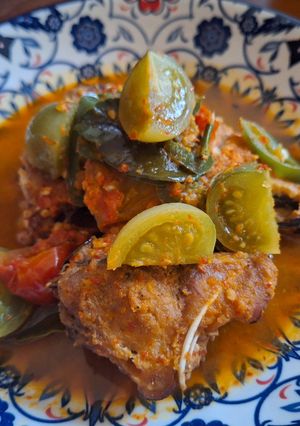 Foto resep Mangut Ikan Asap Tomat Ijo