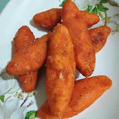 A picture of Kue cik mek molek.