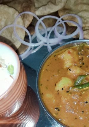 A picture of Street style aloo.
