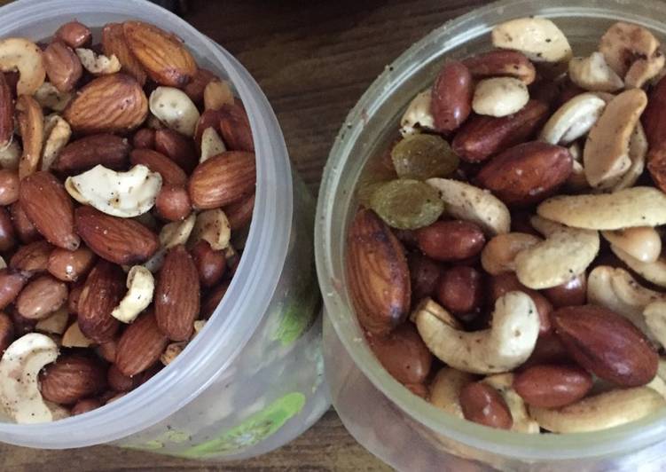 Step-by-Step Guide to Make Award-winning Dry fruits namkeen