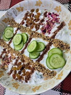 عکسی از دستور ماست و خیار
