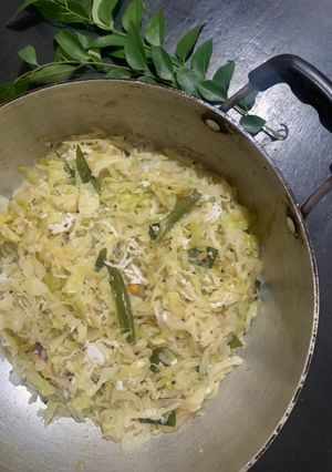 A picture of Cabbage Poriyal.