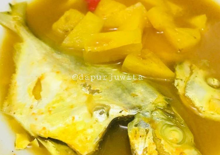 Lempah kuning nanas ikan kuwe (resep mertua dari bangka)