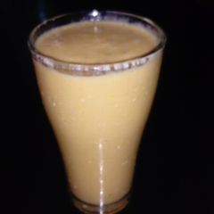 Pawpaw, banana 🍌 and Guava Smoothie.. A picture of Pawpaw, banana 🍌 and Guava Smoothie...