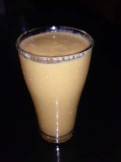 A picture of Pawpaw, banana 🍌 and Guava Smoothie...