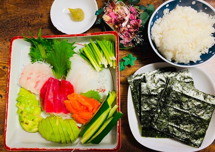 Recipe of Any-night-of-the-week Temaki Sushi (wrapping yourself Sushi)