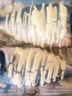 Una foto de Dorada al horno con mayonesa 🐟