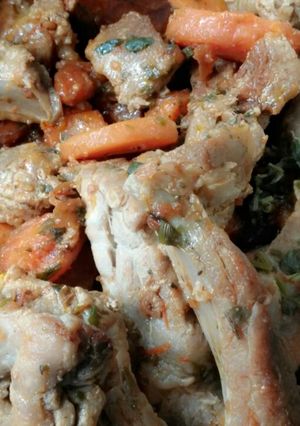 Foto de Costelinha suína refogada com cenoura