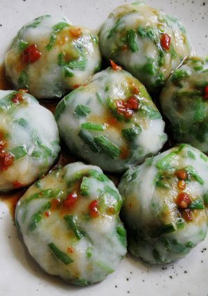 A picture of Garlic Chives Mochi.