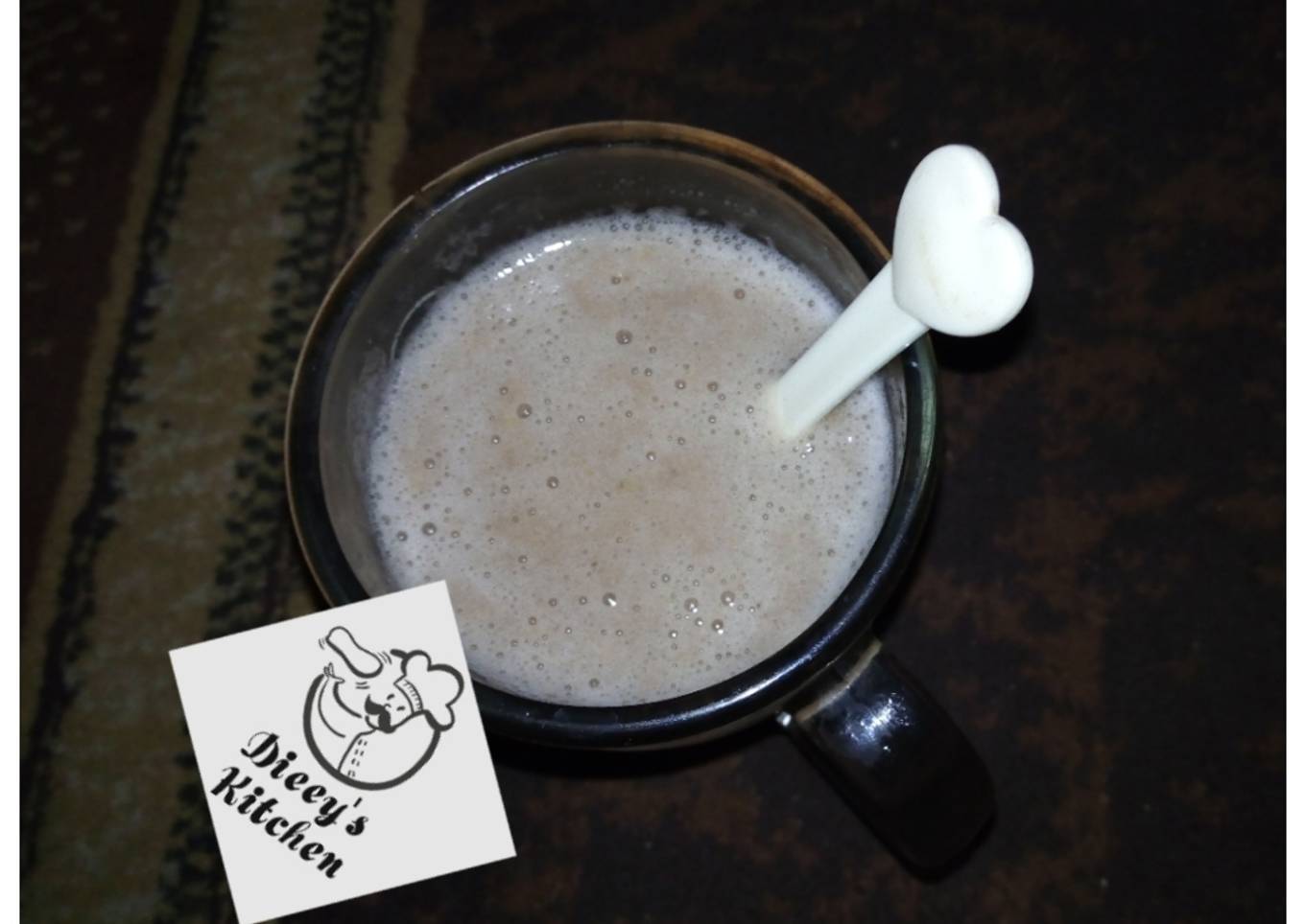 Banana and date shake