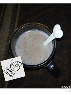 A picture of Banana and date shake.
