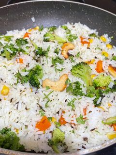 A picture of Veg pulao.