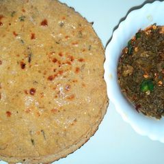 A picture of Makki ki roti.
