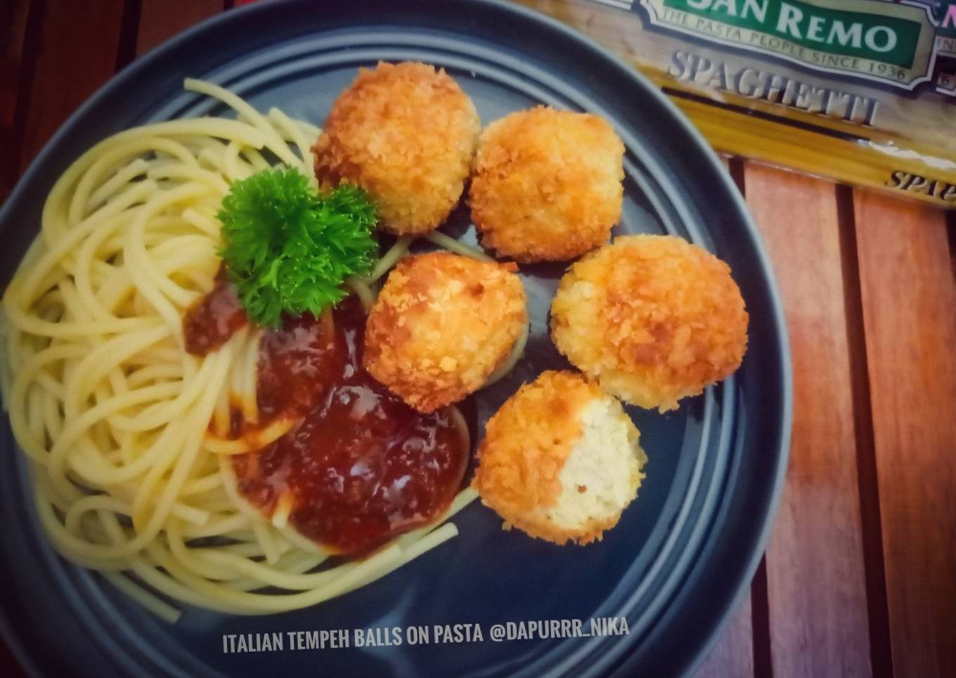 Italian Tempeh Balls On Pasta