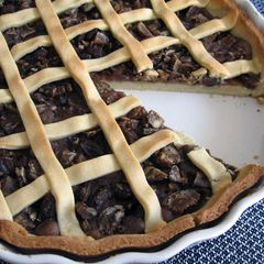 A picture of Chestnut Crostata.