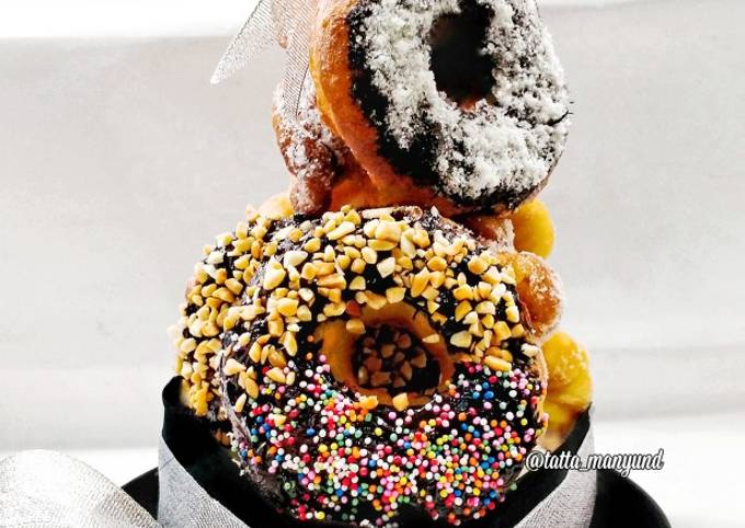 Bagaimana Membuat Donat Tumpeng Mini Anti Gagal