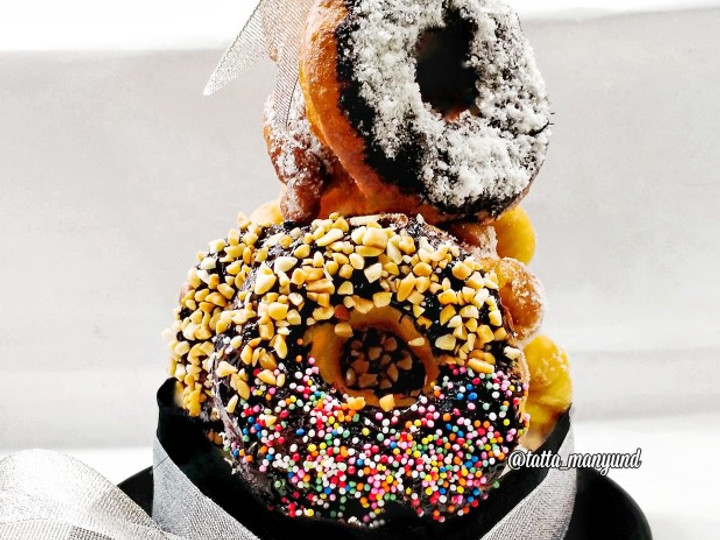 Bagaimana Membuat Donat Tumpeng Mini Anti Gagal