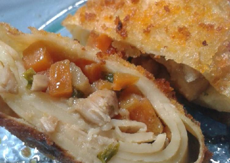 Cara termudah untuk Masak SempurnaIsian risoles enaak (kentang wortel ayam)