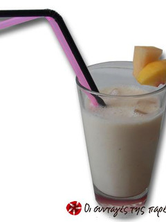 Φωτογραφία της συνταγής Δροσιστικό Smoothie με Φρούτα και Γιαούρτι