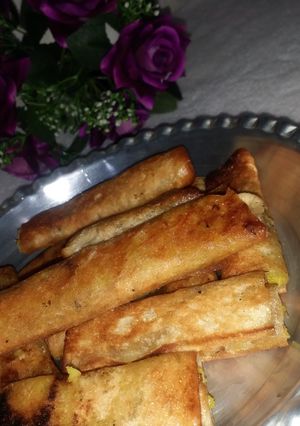 عکسی از دستور سمبوسه (رولی) با نان محلی خودم پز