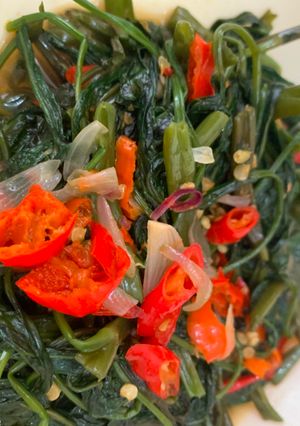 Foto resep Sayur Kangkung Ala Anak Kos Korea