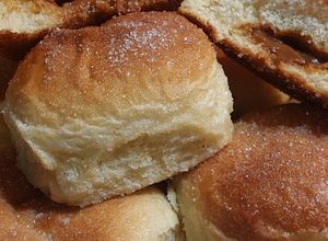 Una foto de Pan de maíz relleno con dulce de membrillo, dulce de leche y/o frutas