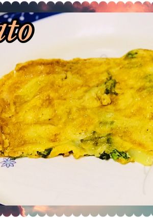 A picture of Potato egg breakfast meal.