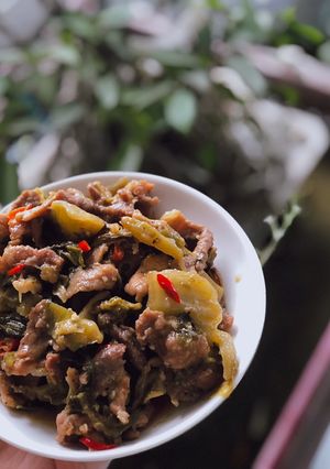 Hình của món Thịt kho dưa cải muối.