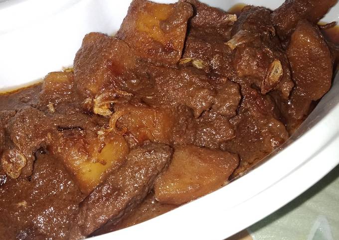 Semur daging betawi