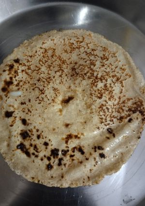 मुलायम रोटी (Soft roti recipe in hindi) रेसिपी मुख्य फोटो