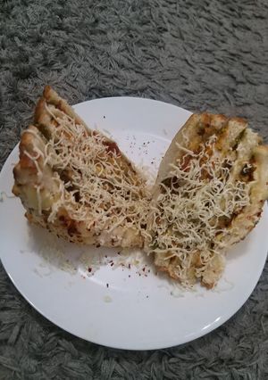હલ્ક સેન્ડવીચ (Hulk sandwich recipe in gujarati) રેસીપી મુખ્ય ફોટો