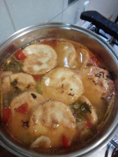 Una foto de Sopa de capirotadas de queso derretido
