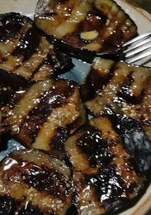 Una foto de Berenjenas asadas