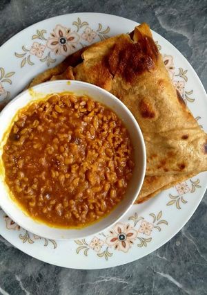 A picture of Moung Dal.