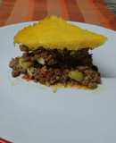 Pastel de polenta con carne picada, fácil, economico y sustancioso