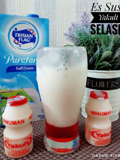 Foto resep Es Susu Yakult Selasih
