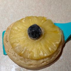 A picture of Pineapple Upside Sugar Cookies.